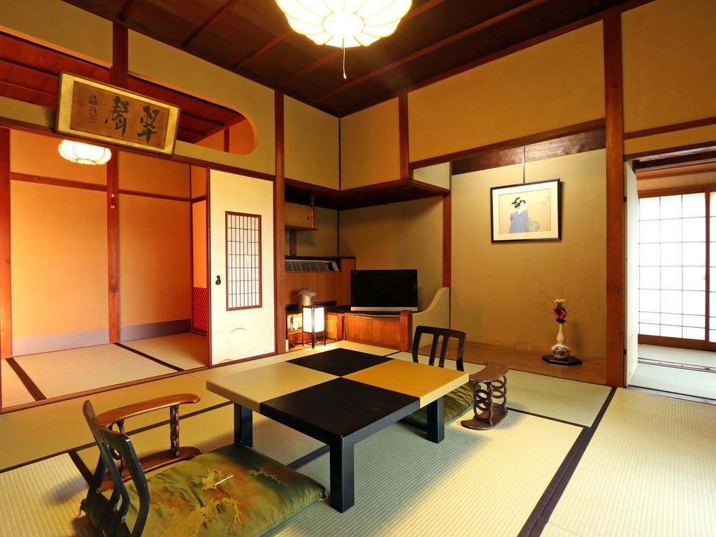 Hotel Senzairou Yoro  Exteriér fotografie